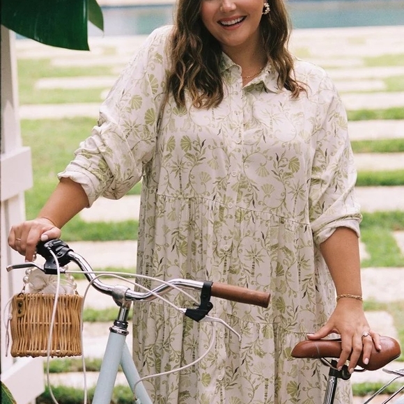 NWT Torrid Belle Isle Dress. Size 00 Plus 14/16 - Picture 2 of 4